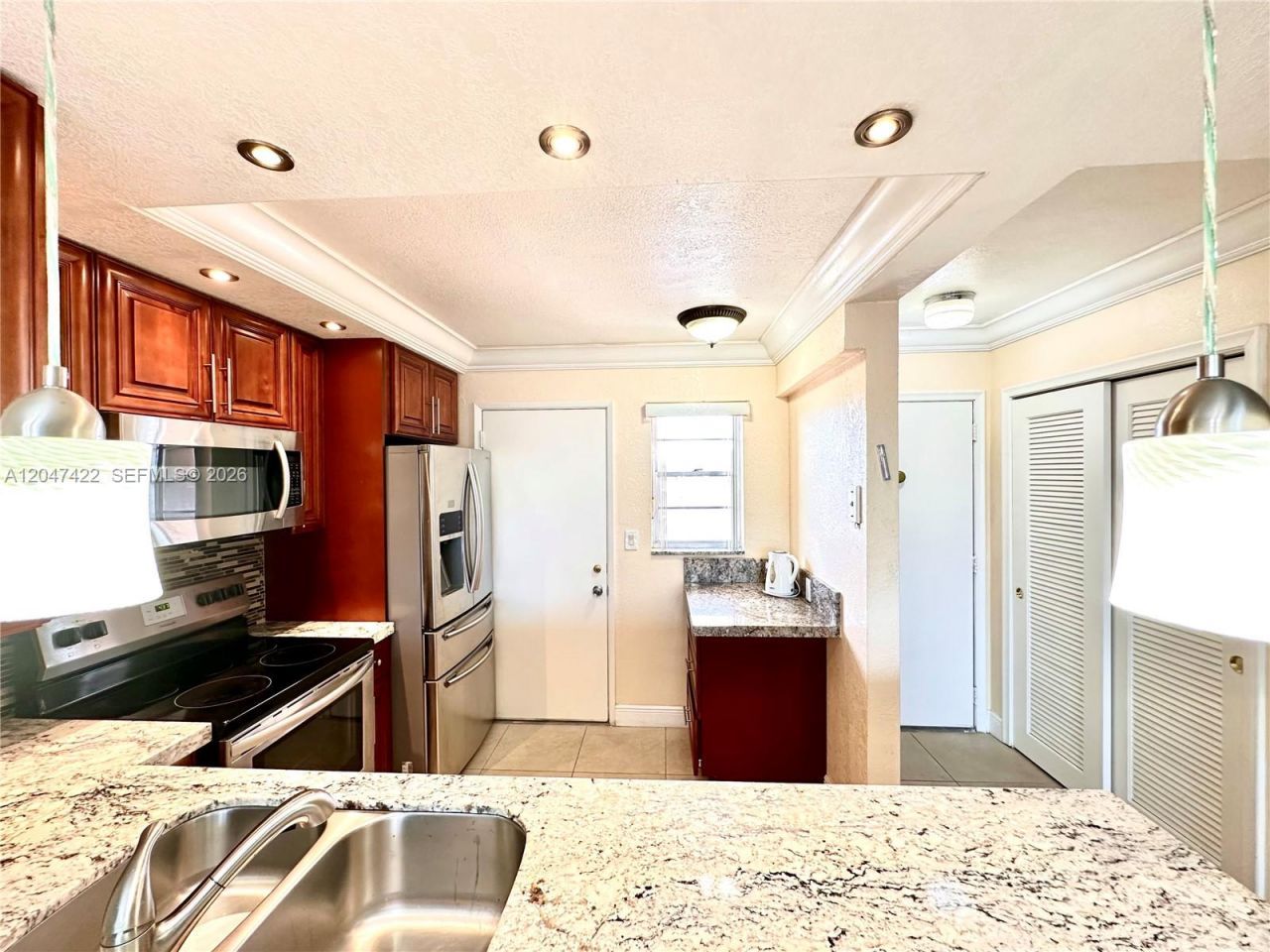 500 NE 12th Ave , Unit 705, Hallandale Beach, FL 33009 Photo