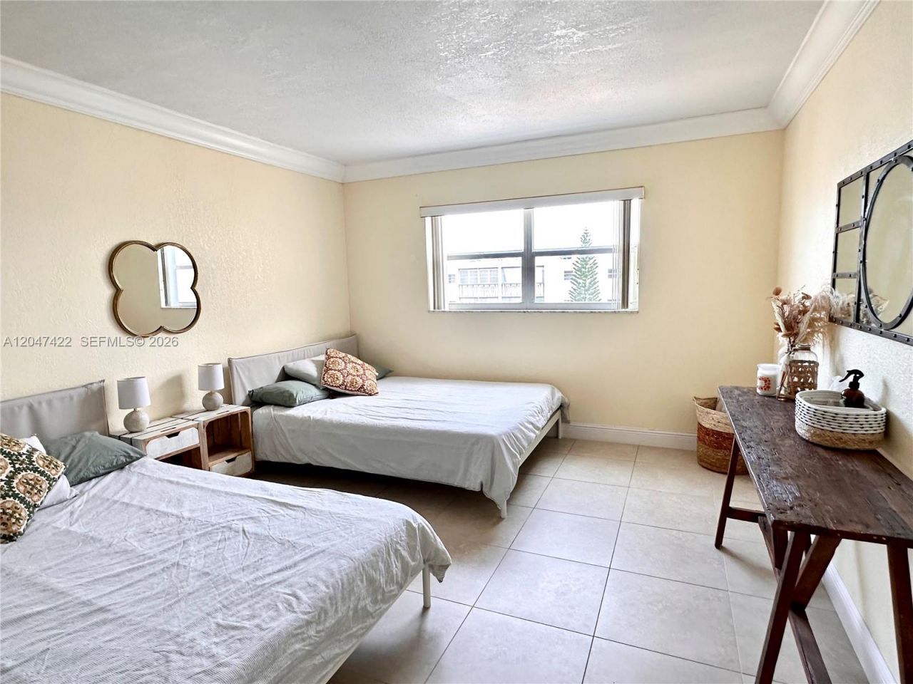500 NE 12th Ave , Unit 705, Hallandale Beach, FL 33009 Photo