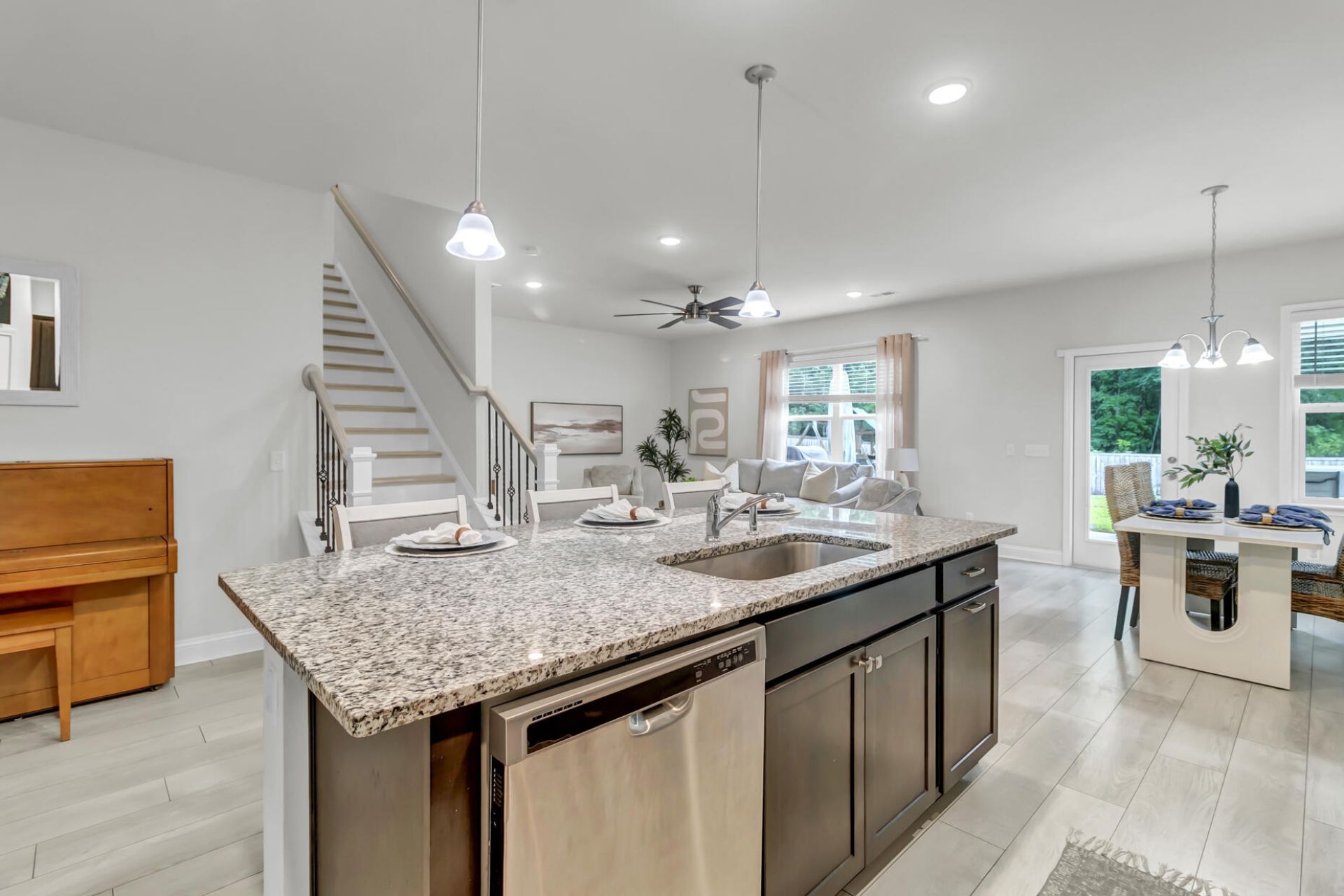 5032 Cranesbill Way Photo 13