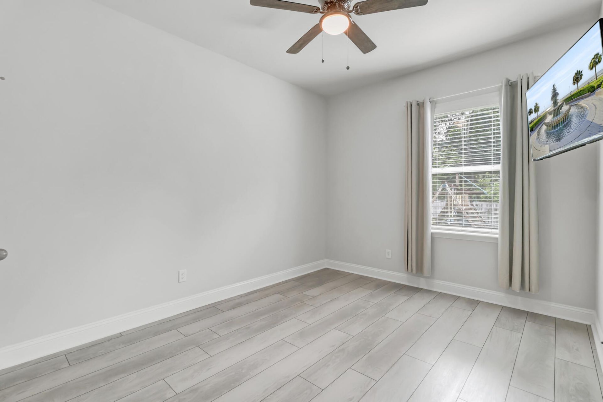 5032 Cranesbill Way Photo 17