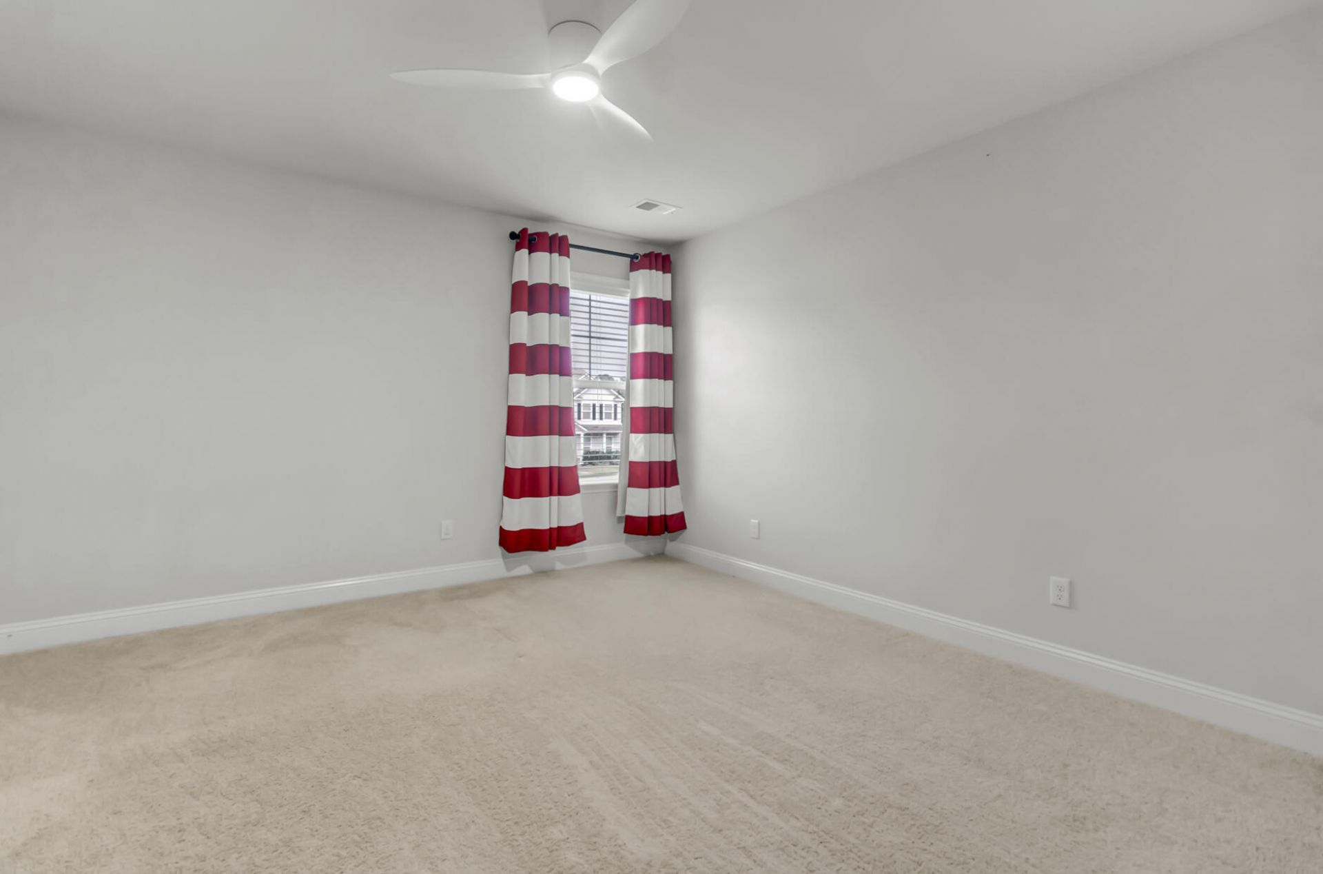 5032 Cranesbill Way Photo 28