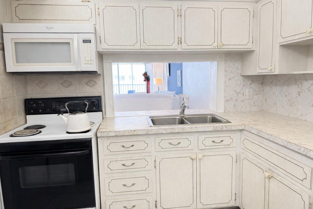 215 SE 3rd Avenue, Unit 306D, Hallandale Beach, FL 33009 Photo