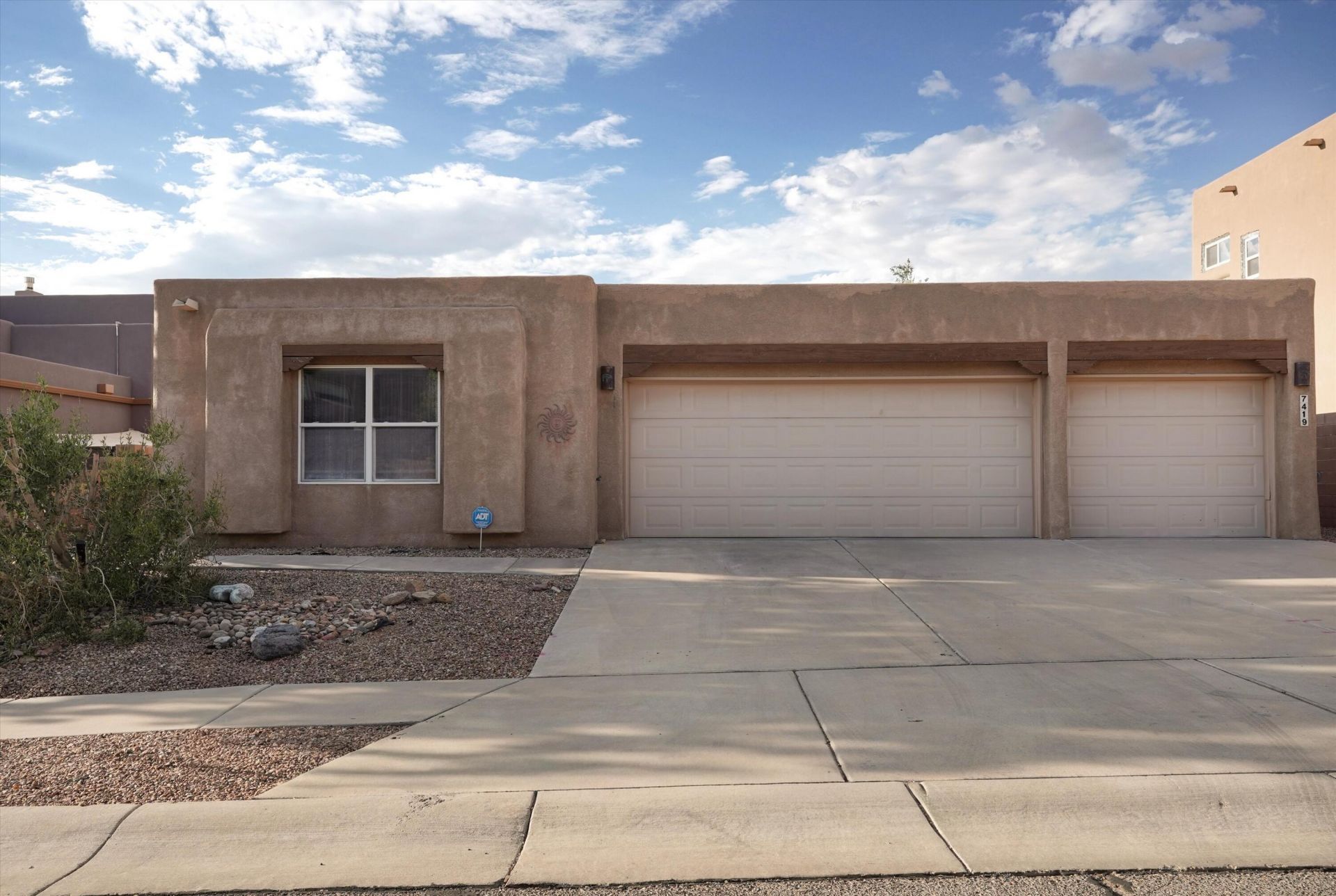 7419 Boxwood Avenue Ne, Albuquerque, NM 87113 Main Photo