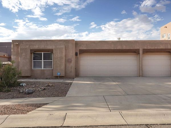 7419 Boxwood Avenue NE, Albuquerque, NM 87113