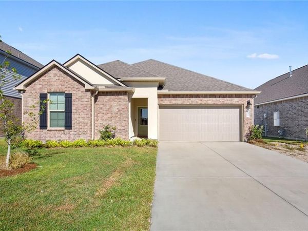 7472 1ST LAKE Drive , Slidell, LA 70461