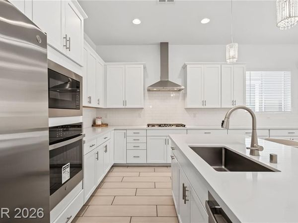 10205 Tumbaga Street , Las Vegas, NV 89183