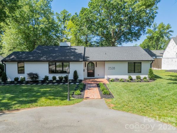 2528 Providence Road , Charlotte, NC 28211