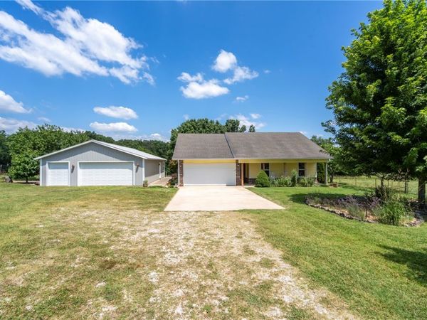 15520 Jack Crabtree Road , Bentonville, AR 72712