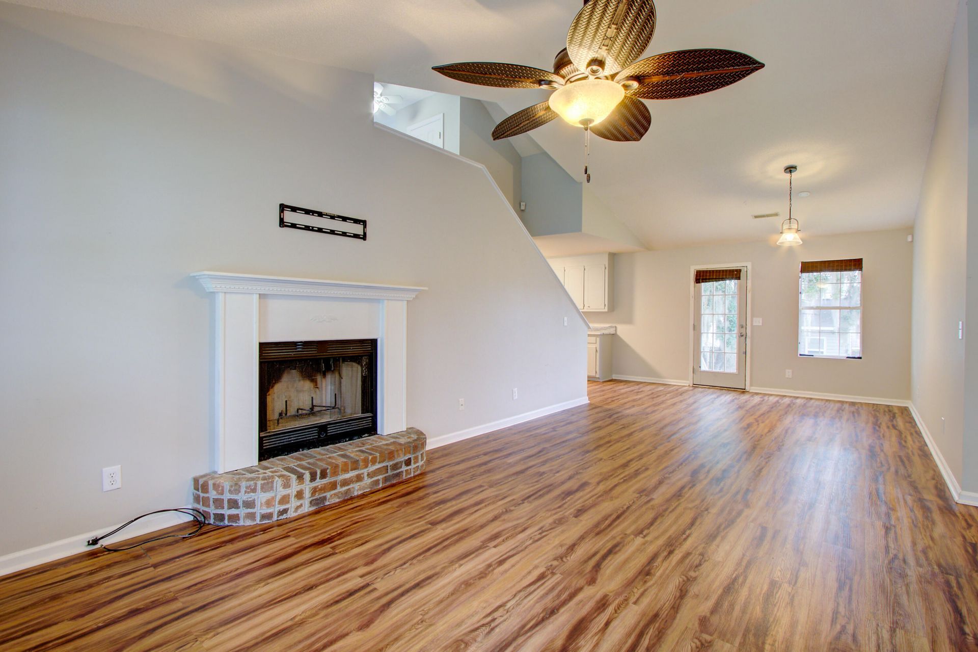 140 Evergreen Magnolia Avenue Photo 4
