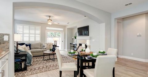 615 Watercolor Ln, West Sacramento, CA 95605 Photo