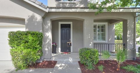 615 Watercolor Ln, West Sacramento, CA 95605 Photo