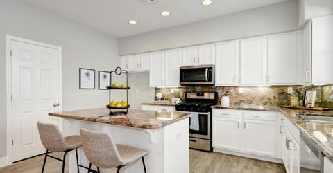 615 Watercolor Ln, West Sacramento, CA 95605 Photo