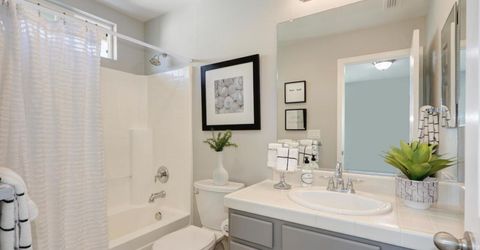 615 Watercolor Ln, West Sacramento, CA 95605 Photo