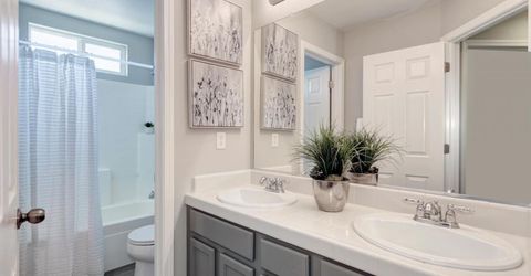 615 Watercolor Ln, West Sacramento, CA 95605 Photo
