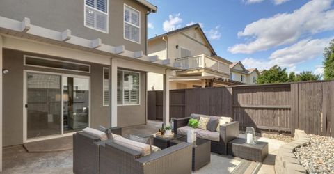 615 Watercolor Ln, West Sacramento, CA 95605 Photo