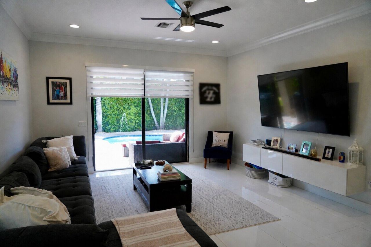7275 NW 112th Terrace, Parkland, FL 33076 Photo