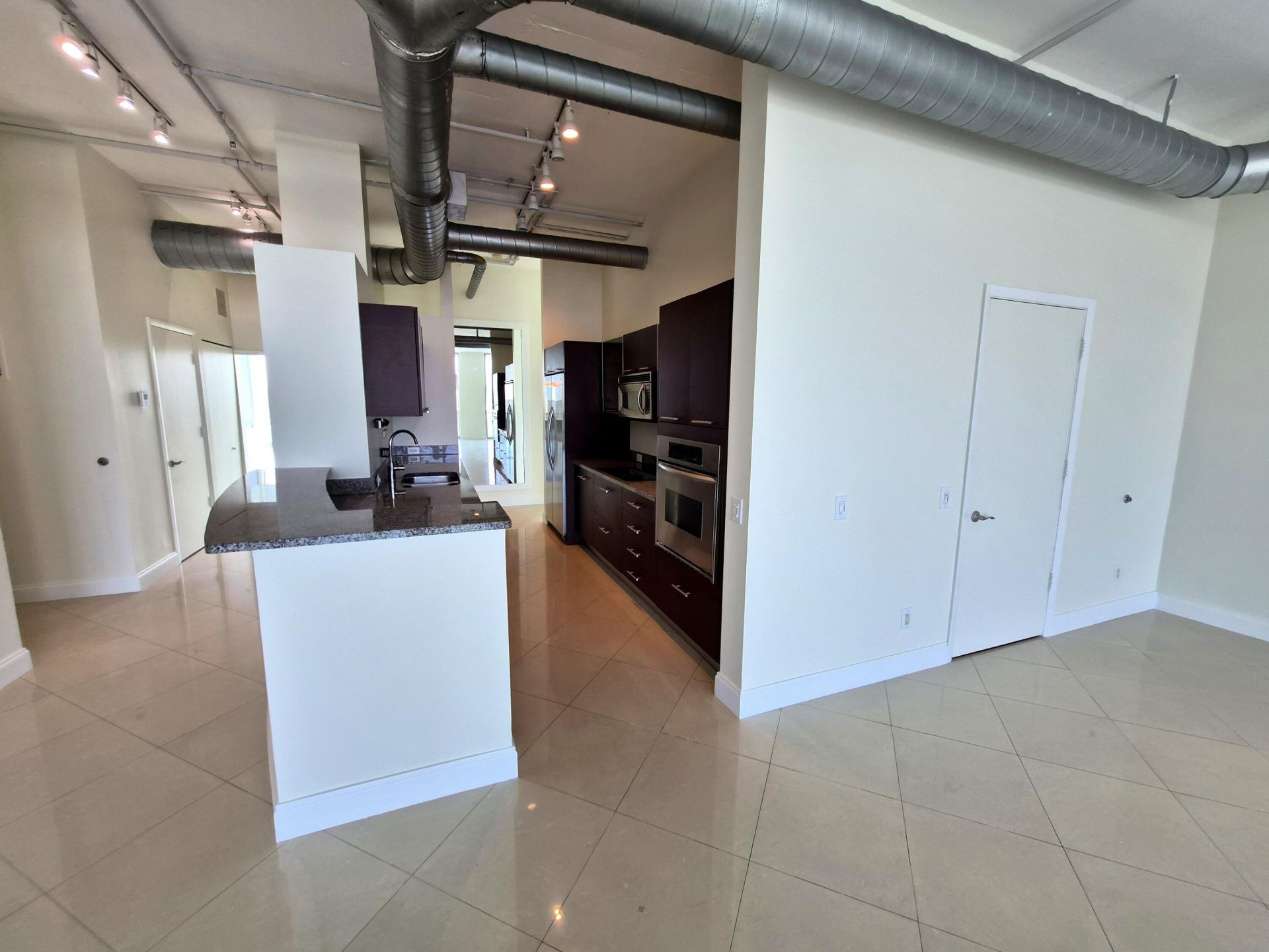 3029 NE 188th Street, Aventura, FL 33180 Photo