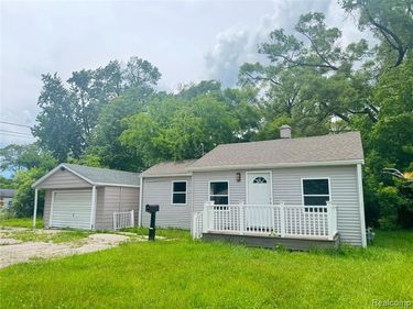 3553 N Monroe Street, Carrollton Twp, MI 48724