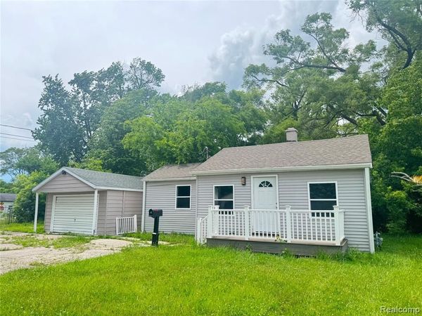 3553 N Monroe Street , Carrollton Twp, MI 48724