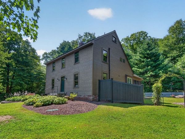 187 Blackstone Street, Mendon, MA 01756