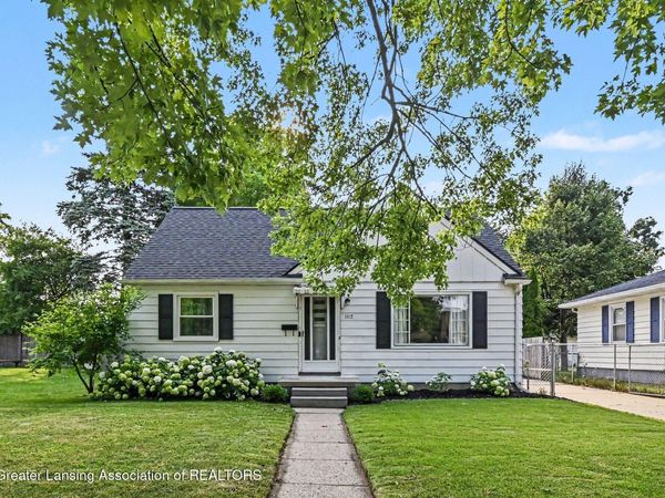 1112 N Hayford Avenue, Lansing, MI 48912