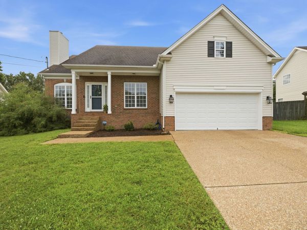634 Belinda Pkwy, Mount Juliet, TN 37122
