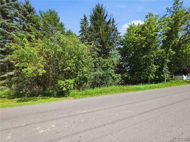 4494 Cleveland Road, Syracuse, NY 13215