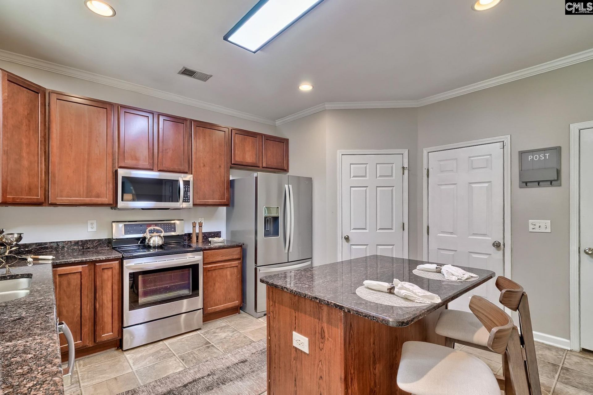 213 Wood Eden Court  Photo 11
