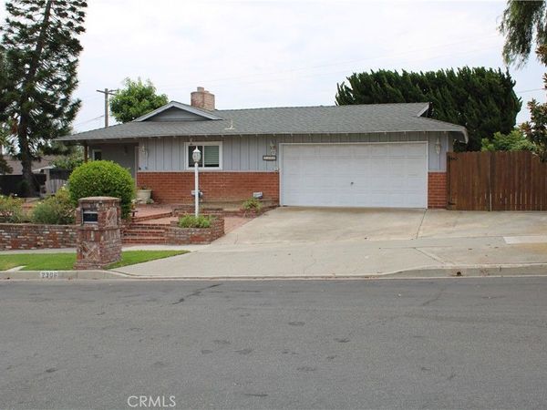 2306 Redlands, Newport Beach, CA 92660