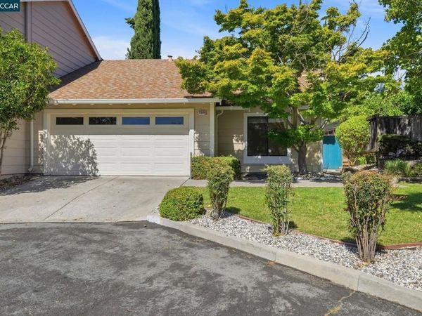 2300 Lake Park Ct , Martinez, CA 94553