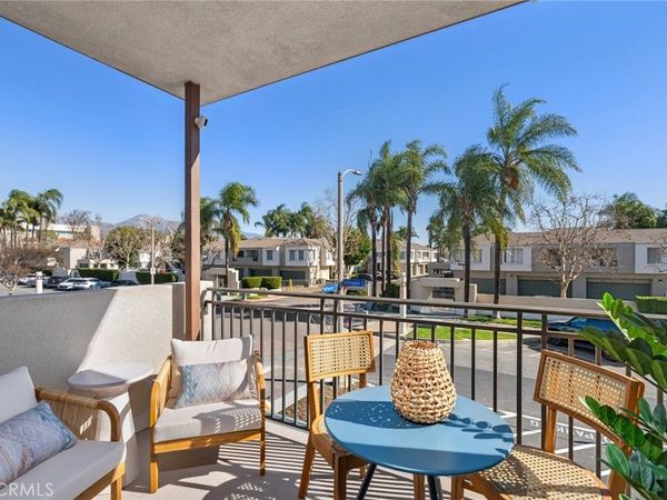 440 S Linden Street , Pomona, CA 91766