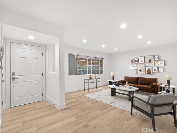 345 W Alameda, Unit 104, Burbank, CA 91506