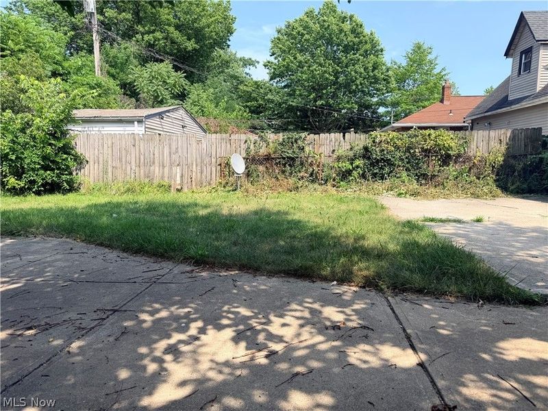 12716 Kadel Avenue, Cleveland, OH 44135 Photo 40