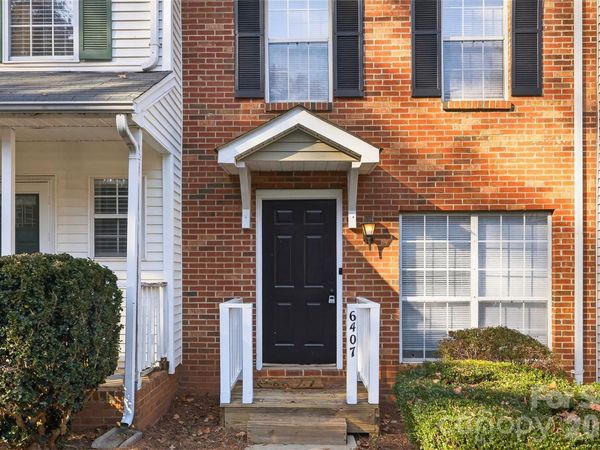 6407 Windsor Gate Lane , Charlotte, NC 28215