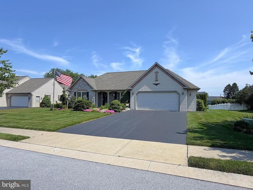 1417 Earl Avenue, East Earl, PA 17519 Main Photo