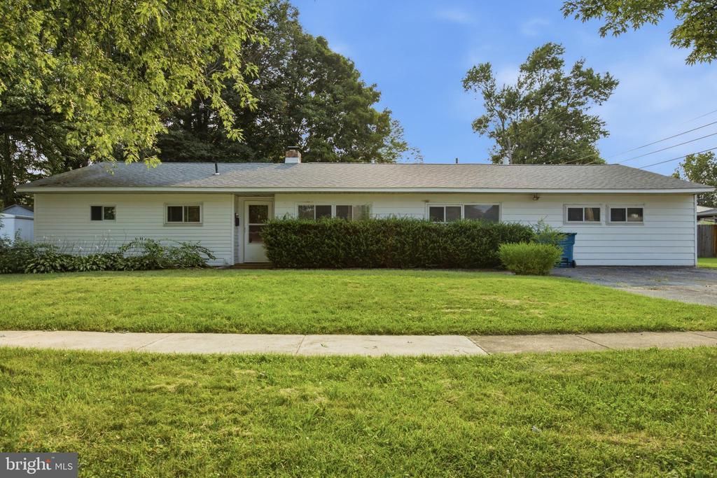 4 Knickerbocker Drive, Newark, DE 19713 Main Photo
