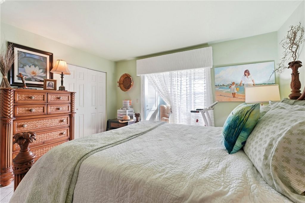31 Pine Arbor Lane, Unit 204, Vero Beach, FL 32962 Photo