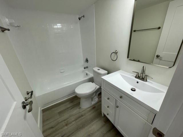 1344 Derbyshire Ct, Unit D-101, Naples, FL 34116 Photo
