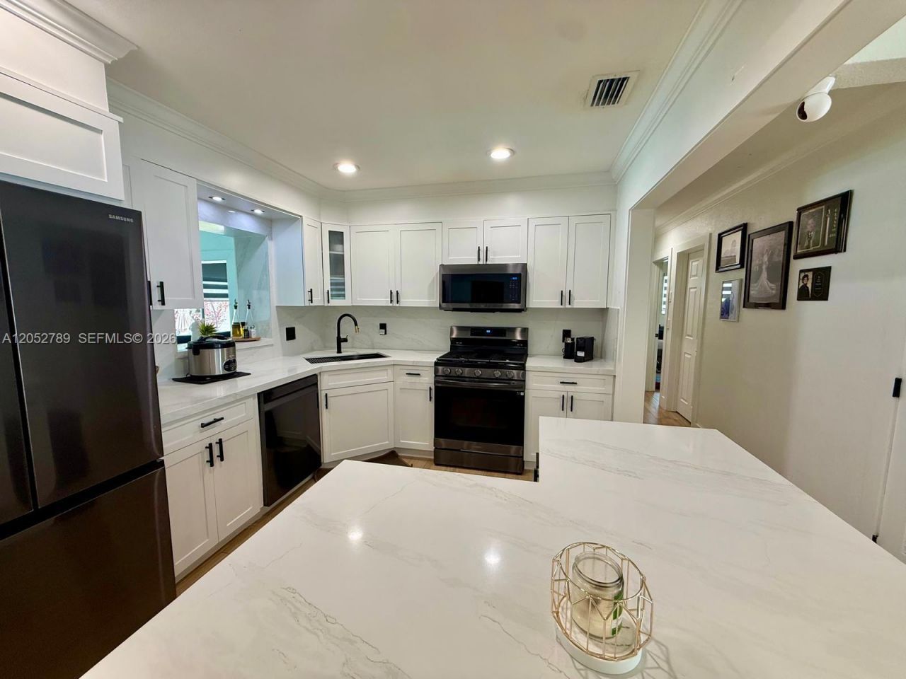 7131 SW 6th St, Pembroke Pines, FL 33023 Photo