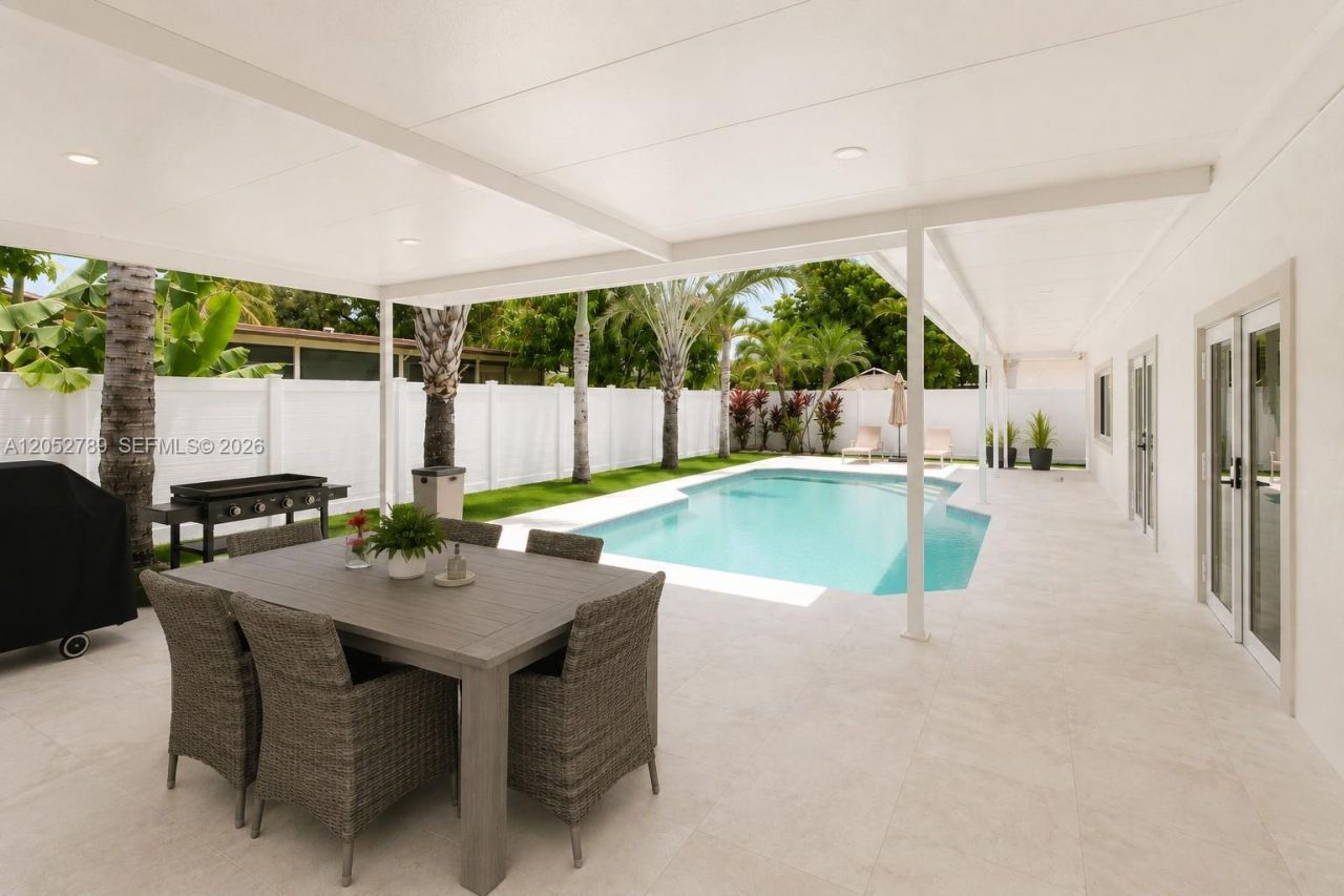 7131 SW 6th St, Pembroke Pines, FL 33023 Photo