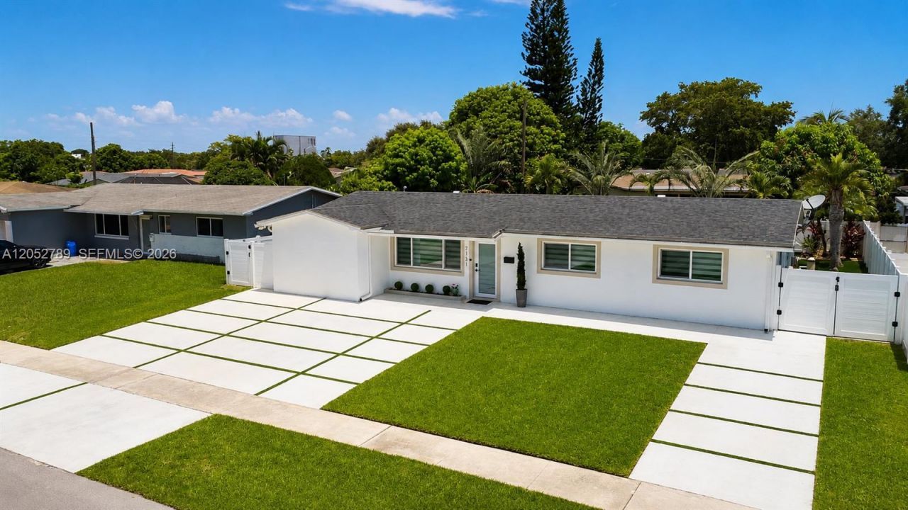 7131 SW 6th St, Pembroke Pines, FL 33023 Photo