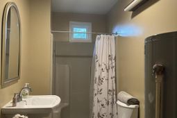125 Cottonwood Drive photo 4