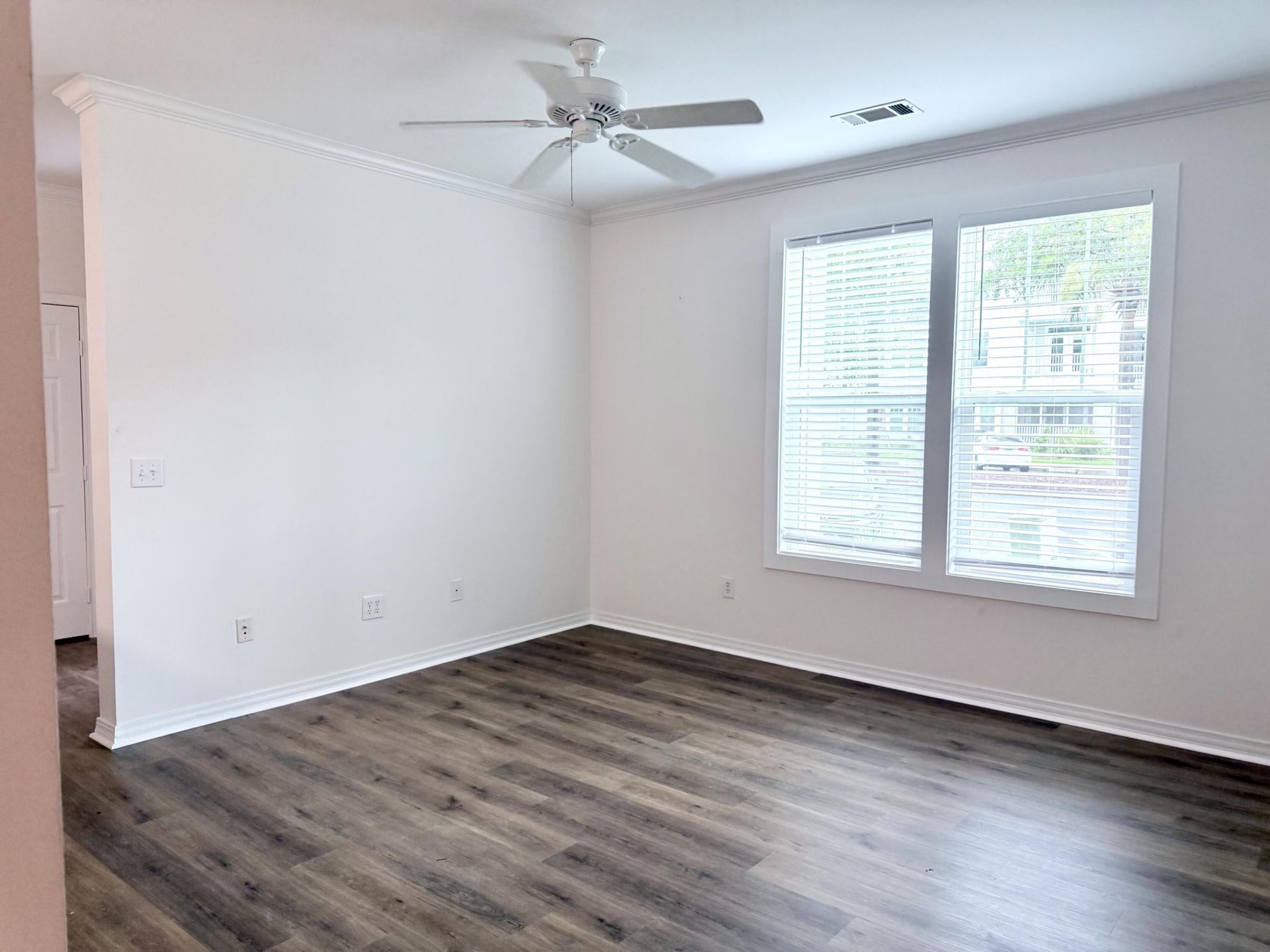 130 River Landing Drive Photo 12