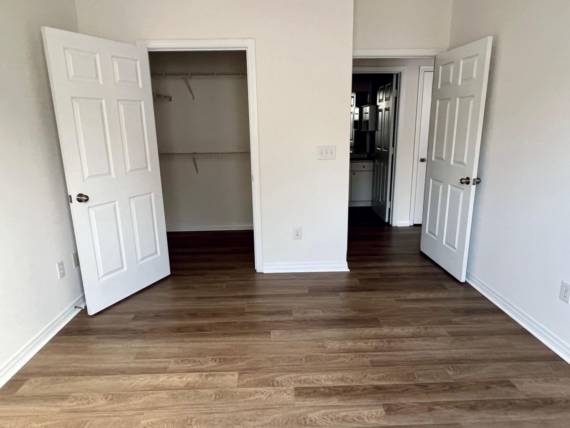 130 River Landing Drive Photo 14