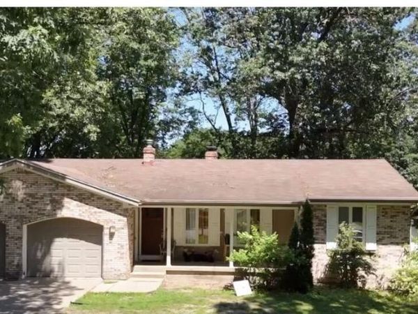 1521 Woodhill Court SW, Wyoming, MI 49509