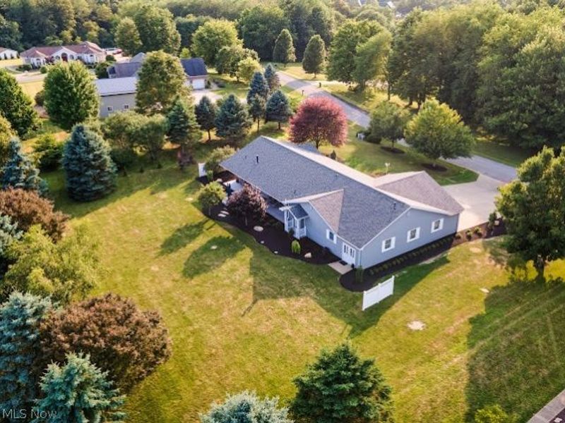 16592 Davis Drive, East Liverpool, OH 43920 Photo 10