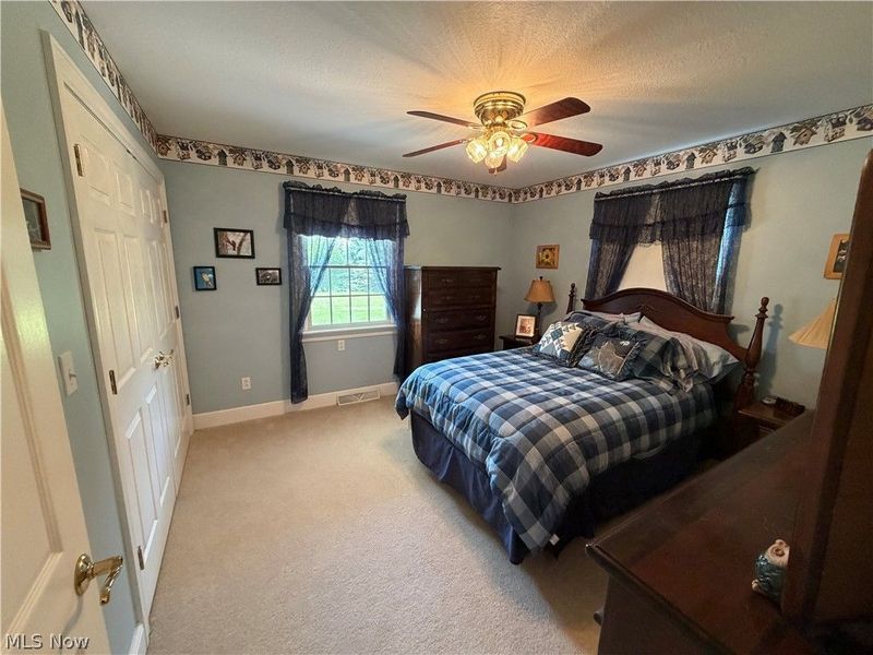 16592 Davis Drive, East Liverpool, OH 43920 Photo 24