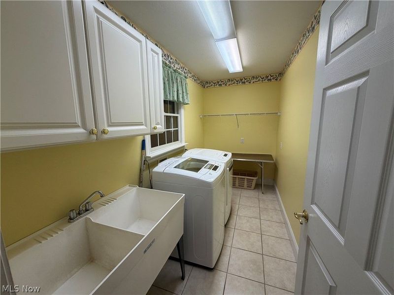 16592 Davis Drive, East Liverpool, OH 43920 Photo 27