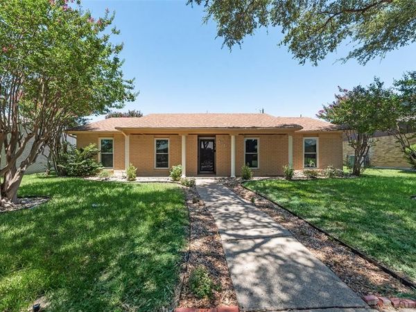 8515 Baumgarten Drive, Dallas, TX 75228