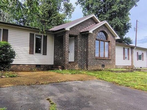 391 County Road 360 , Niota, TN 37826